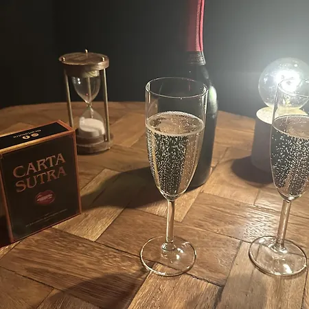 Nyaraló Roomandx-loveroom-caen-bayeux