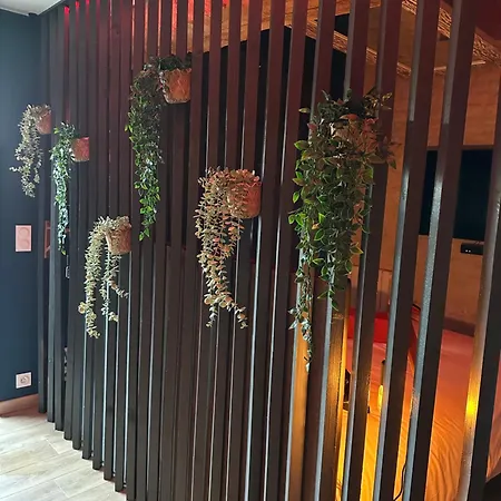 Nyaraló Roomandx-loveroom-caen-bayeux *