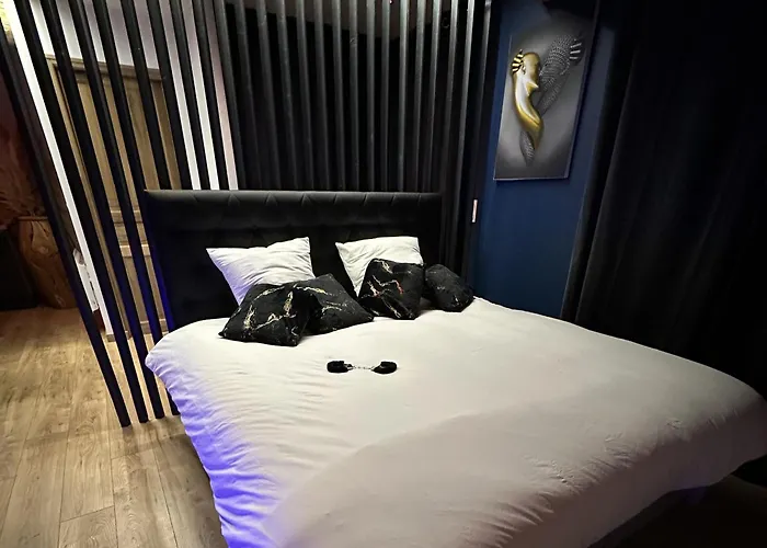 Roomandx-loveroom-caen-bayeux