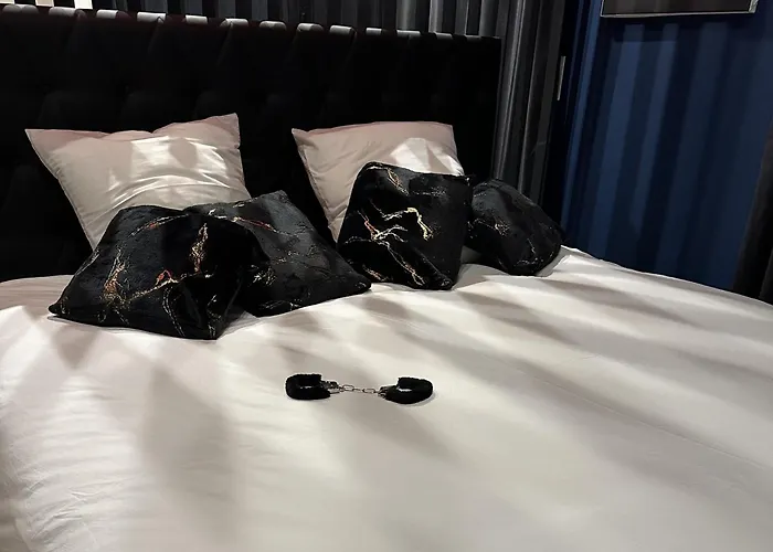 Roomandx-loveroom-caen-bayeux