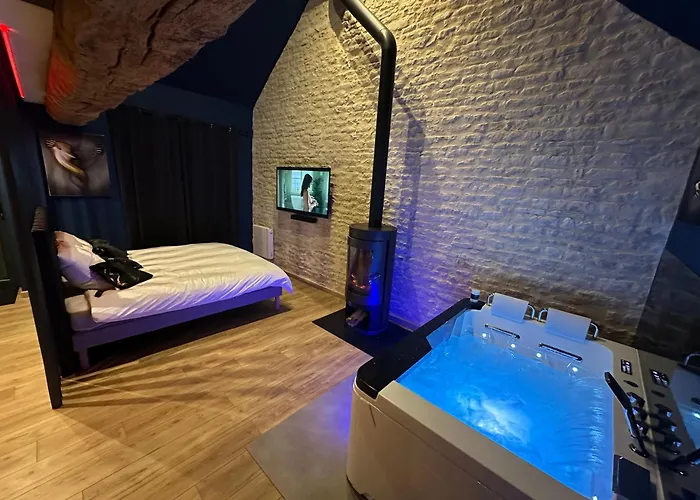 Roomandx-loveroom-caen-bayeux בית נופש Le Fresne-Camilly