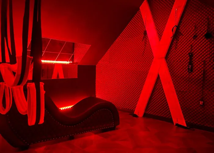 Roomandx-loveroom-caen-bayeux בית נופש *